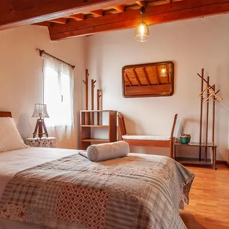 Casa Da Porta Amarela