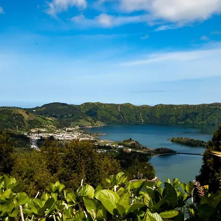 Casa Da Porta Amarela