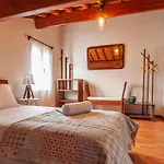 Casa Da Porta Amarela