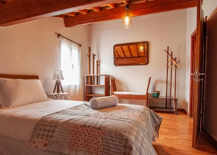 Casa Da Porta Amarela